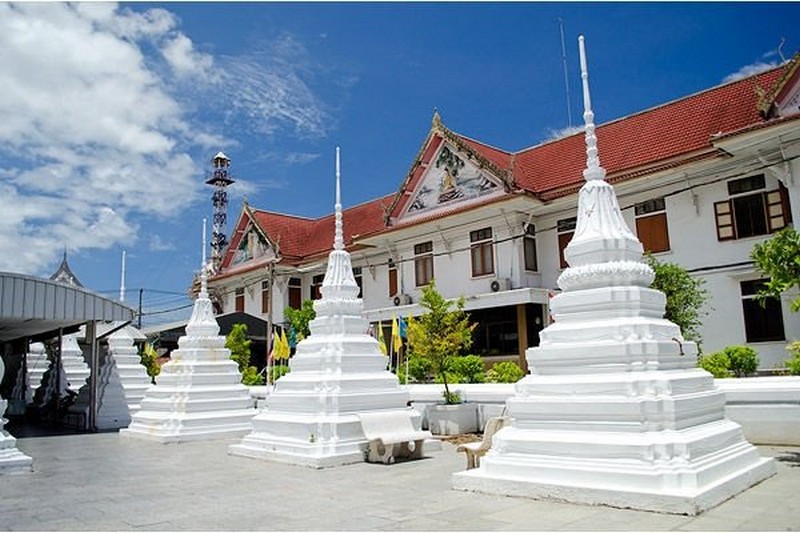 สถานที่ท่องเที่ยวแนะนำ